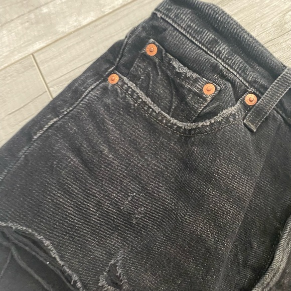 Levis Premium Black Denim Shorts - Picture 4 of 10